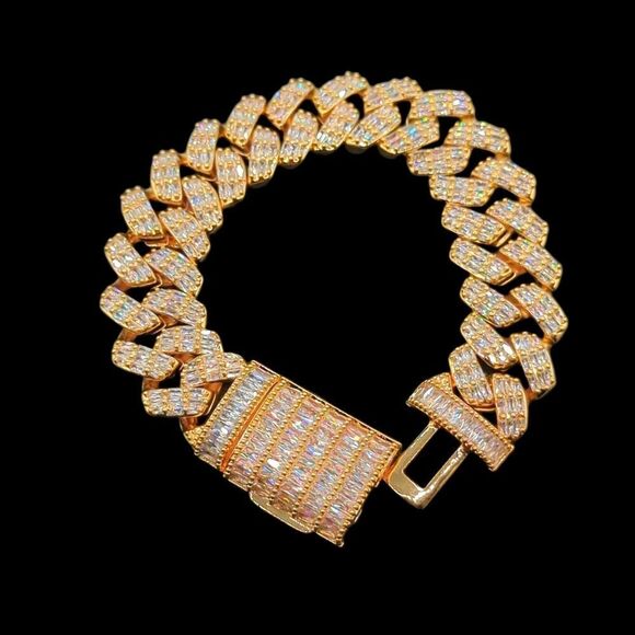 8inch x 20mm 14K Gold Finish Miami Cuban Baguette CZ Bracelet. - Picture 13 of 13